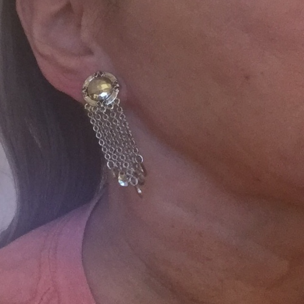Silvertone drop earring,pierced